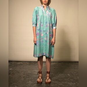 V.de.VINSTER. See Dress